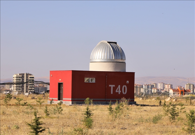 ERÜ´ye 2 Yeni Optik Teleskop 