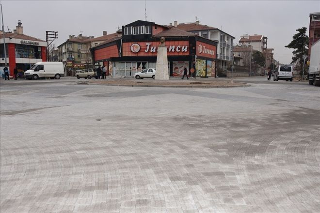 Kocasinan Belediyesi Yeni Mahalle Meydanını yeniledi