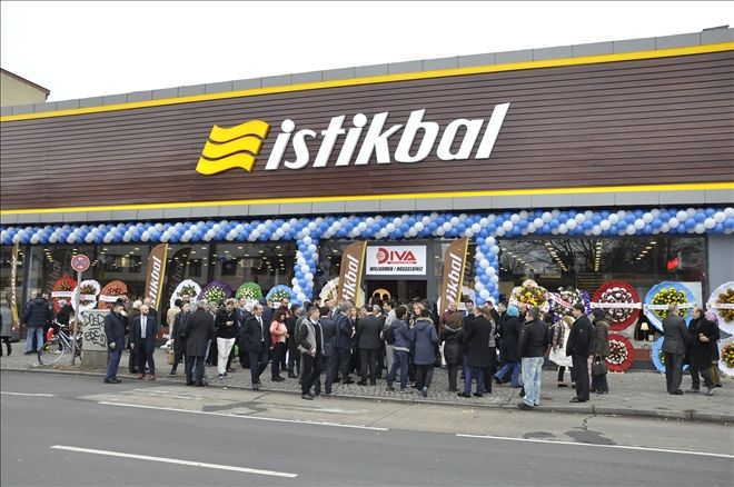 İstikbal Avrupa ?da büyümeye devam ediyor.