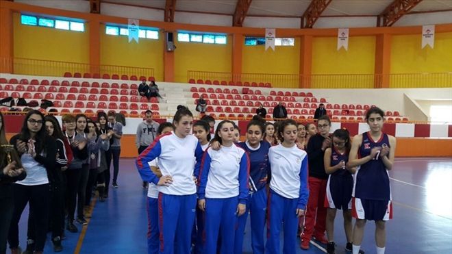 TED KOLEJİ ŞAMPİYON OLDU