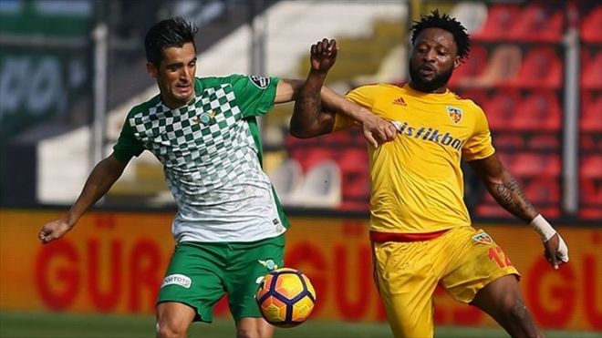 YENİLERDEN 5´İ OYNADI
