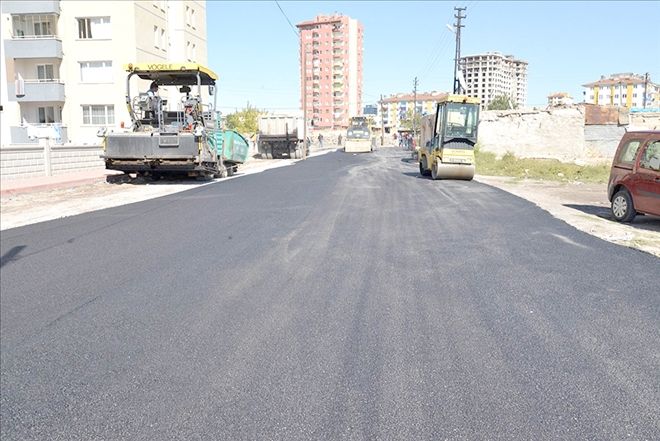 Battalgazi mahallesinde yollara 5 bin 200 ton asfalt serildi