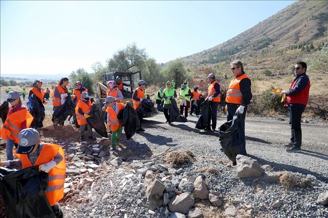 Ali Dağı çöplerden temizlendi 