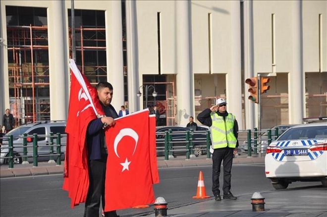 09:05´te hayat durdu