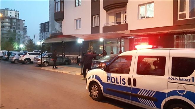 Boğazı kesilmiş erkek cesedi bulundu 