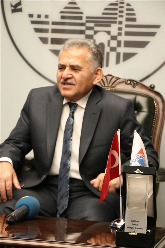 Büyükkılıç: ?Tarihi dokuyla ilgili harıl harıl çalışıyoruz? 