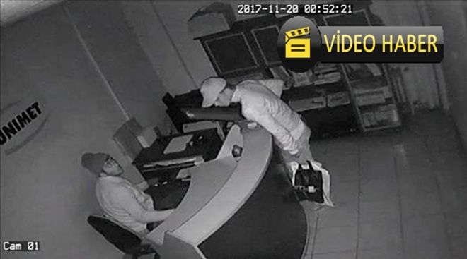 Önce kamyonu daha sonra çelik kasayı çaldılar