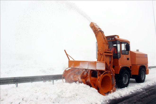 Erciyes´te kar etkili oluyor 