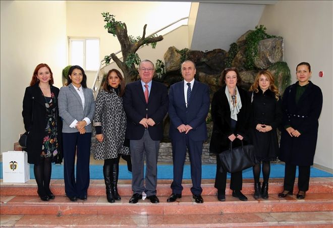 Kolombiya Büyükelçisi Juan Alfredo Pinto Saavedra´dan Kayseri Valiliğine Ziyaret 