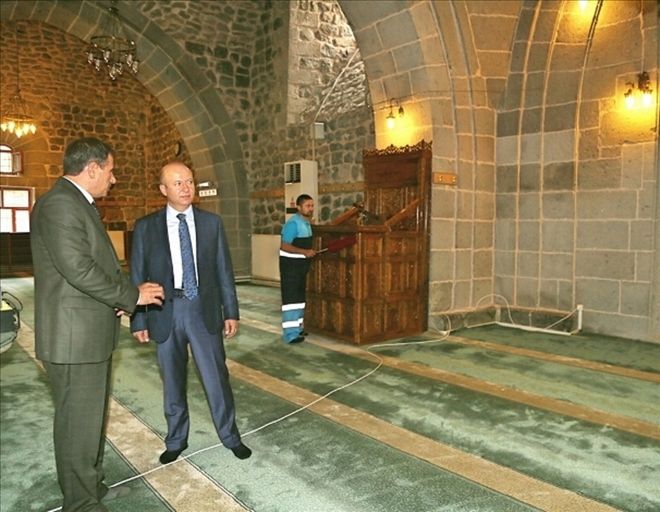 Kocasinan´ın cami temizleme hizmetine vatandaştan tam not 