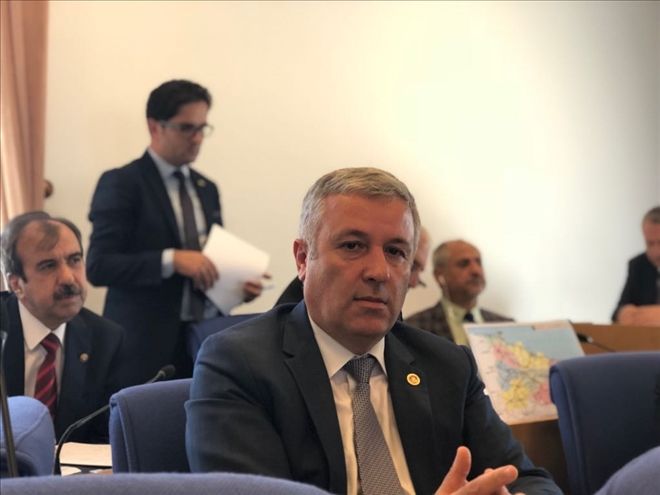 ?HÜKÜMET KAYSERİ´YE ÜVEY EVLAT MUAMELESİ YAPIYOR?