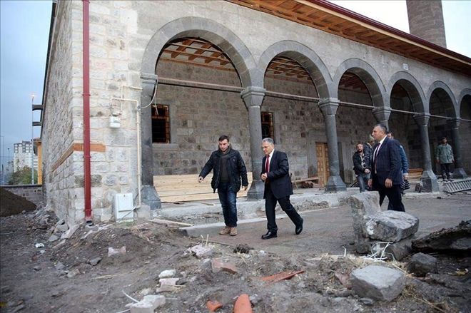 Çifteönü Cami ile Gubaroğlu Mescidinde çalışmalar devam ediyor 