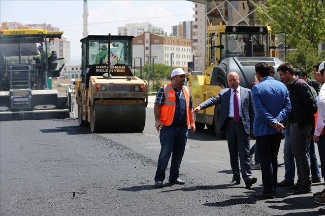 Kocasinan Belediyesi 2017 yılında 260 bin ton asfalt serdi, 180 kilometre yol yaptı 