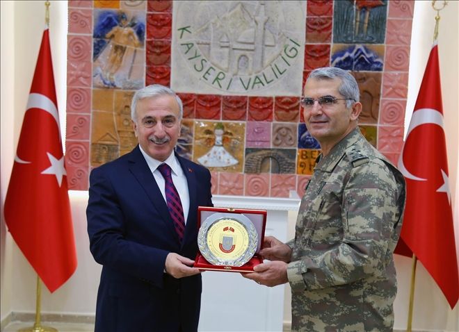 4. Kolordu Komutanı Korgeneral Sivri Vali Kamçı´yı ziyaret etti 