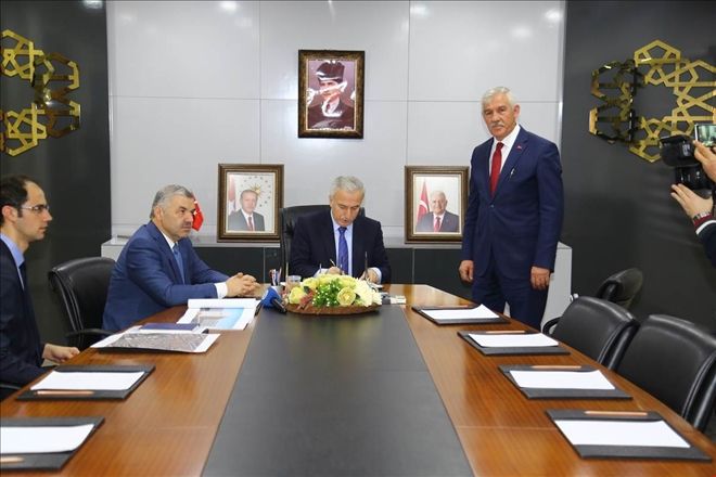 Vali Kamçı? 2018 Okul Yapımı Konusunda Seferberlik Yılı Olacak? 
