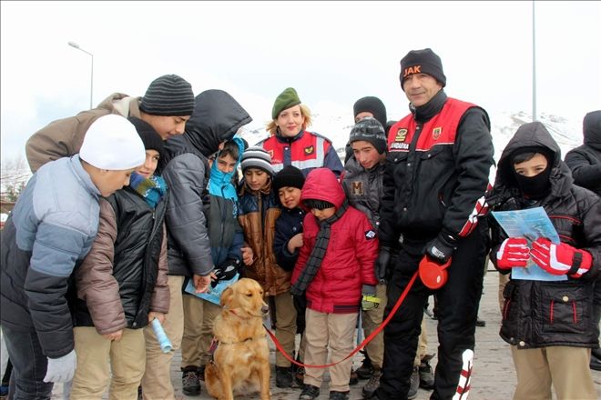 Çocukların Erciyes hayalini Erciyes Jandarma gerçekleştirdi