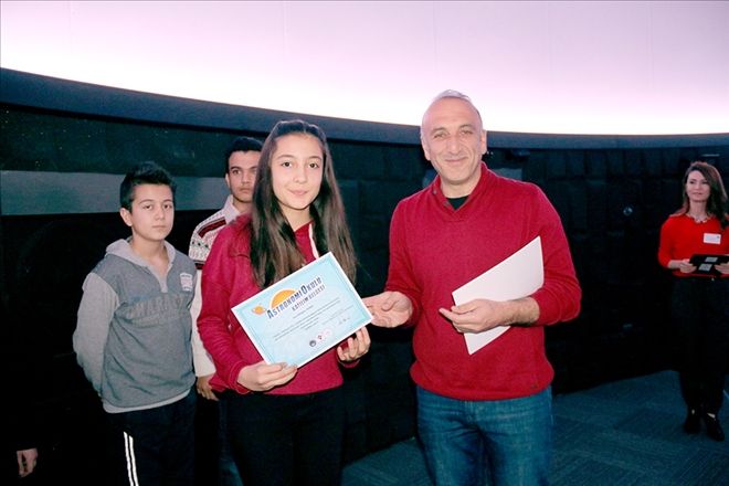 Astronomi okulu ilk mezunlarını verdi 