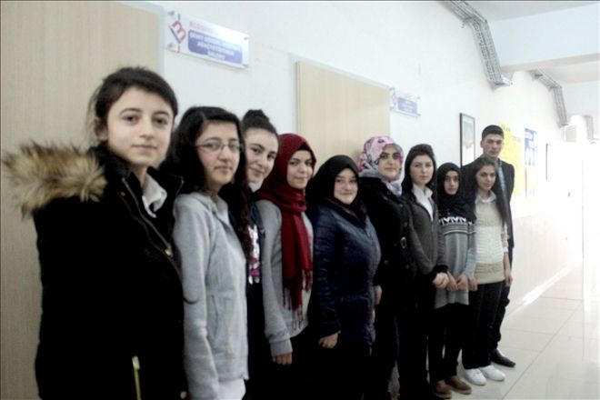 Şehitlerinin adı sınıflarda yaşatılıyor 