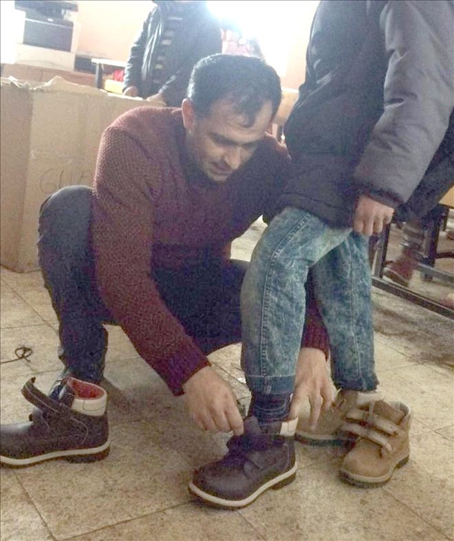 Kayseri´den Hakkari´ye Çocukları Isıtan Yardım 