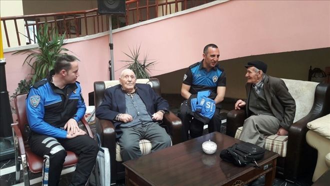 TDP´den Huzurevi´ne ziyaret