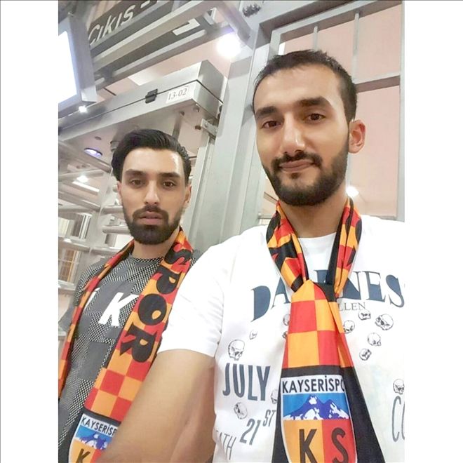 iLK 10 BiN KiŞiYE ATKI