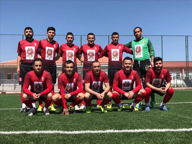 ÖZVATAN, GENÇLİK´E FARK ATTI