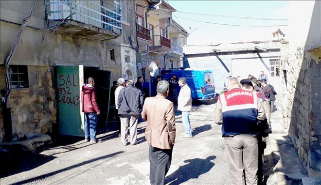 Kayseri´de iki katlı evde göçük: 1 ölü