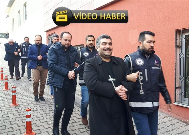 Himmet toplantısı yaparken yakalandılar