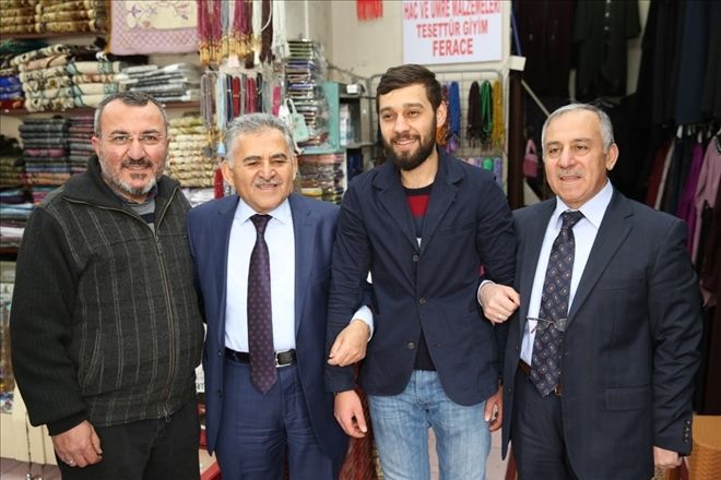Başkan Büyükkılıç, Camikebir Mahallesi´nde esnafları ziyaret etti