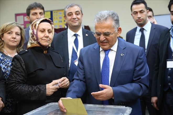 Melikgazi İlçesi EVET ?te % 68.6 ile Türkiye´de üçüncü