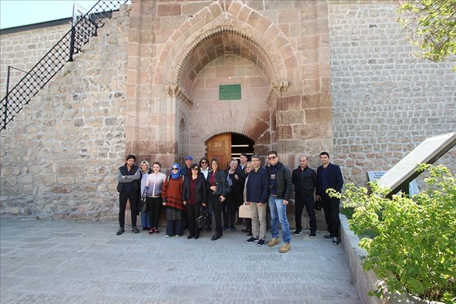 Karayolları Genel Müdürlüğü Personelinden Develi´ye Kültür Gezisi