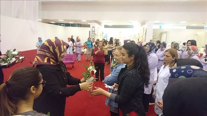 İkbal Çelik´ten annelere sürpriz