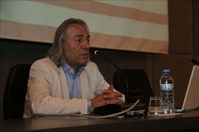 BÜSAM´dan siyaset seminerleri