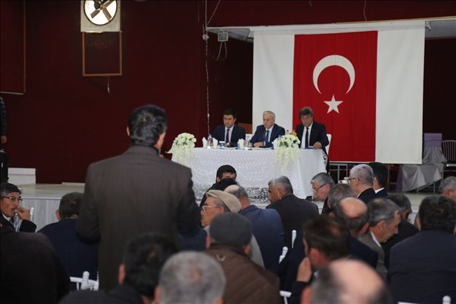 Vali Kamçı Pınarbaşı´nda Muhtarlarla Buluştu