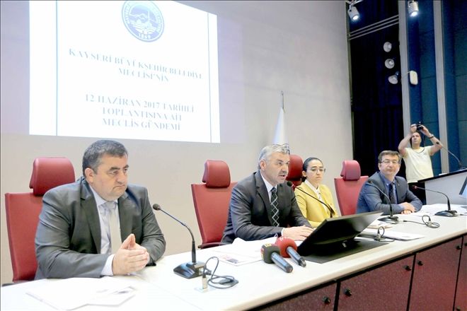 Başkan Çelik: ?321 milyon TL´lik ihale yaptık?