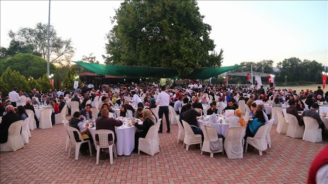 Kayseri Valiliğinden gazi ve gazi yakınlarına iftar daveti
