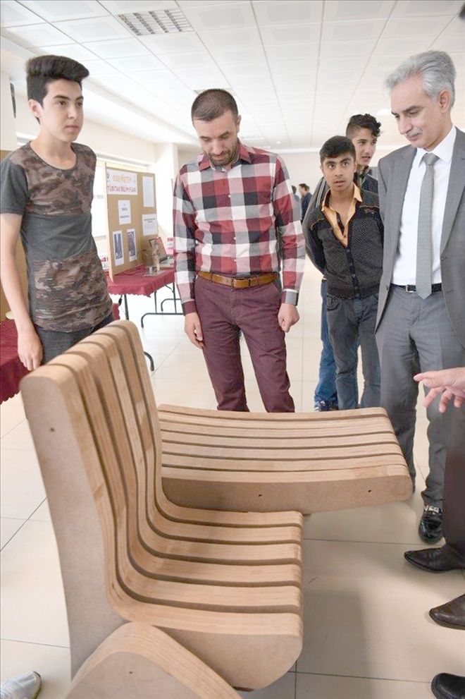 Kayseri OSB METEM´DE TÜBİTAK 4006 Bilim Fuarı Açıldı