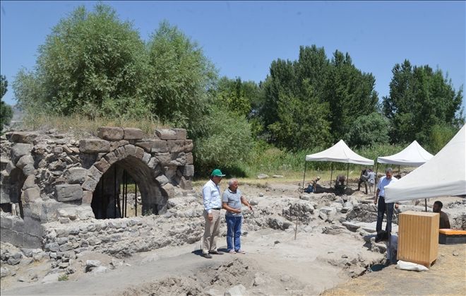 Şeker´deki Keykubadiye Saray kazısı 4. yılında