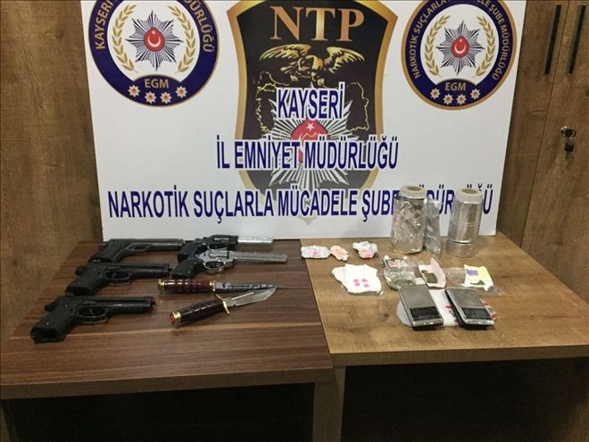 Uyuşturucu Operasyonu: 11 Gözaltı