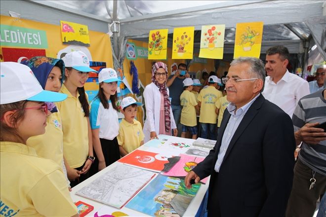 Yaz okulunda coşkulu kapanış