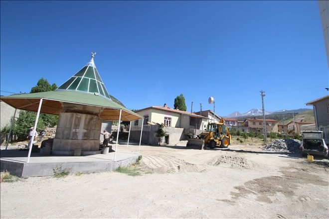 Kızık Mahallesi Camii´nde çevre düzenleme çalışması