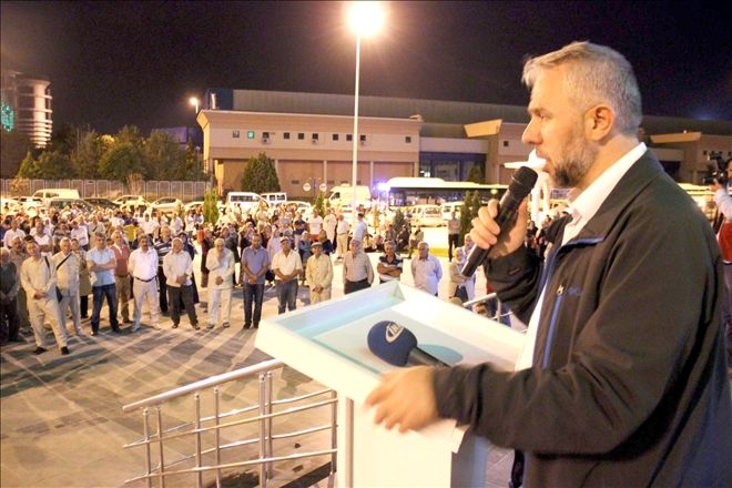 İlk hac kafilesi dualarla uğurlandı 
