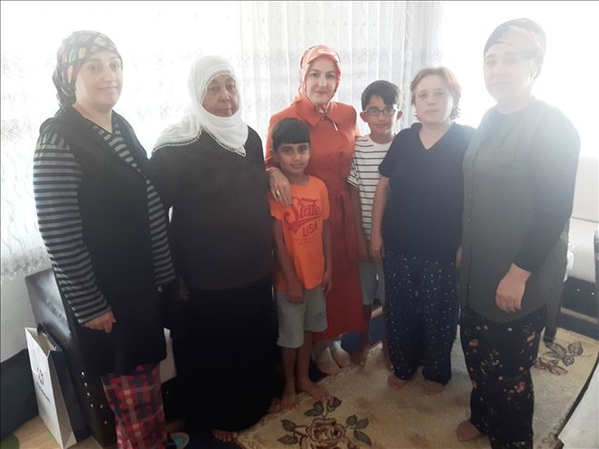 Yeni doğan bebeklere sürpriz paket