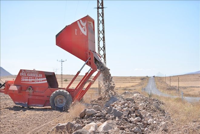 ÇATAK Programı Kapsamında Üçkuyu Mahallesin de Taş Toplama Etkinliği Gerçekleştirildi