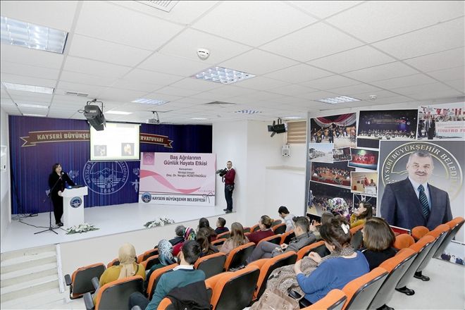 Büyükşehir Belediyesinin sağlık seminerleri devam ediyor 