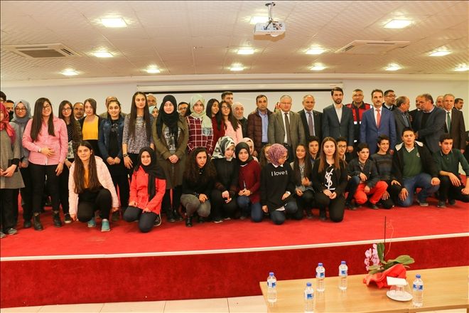 Yahyalı´da başarılı 68 öğrenci ödüllendirildi 