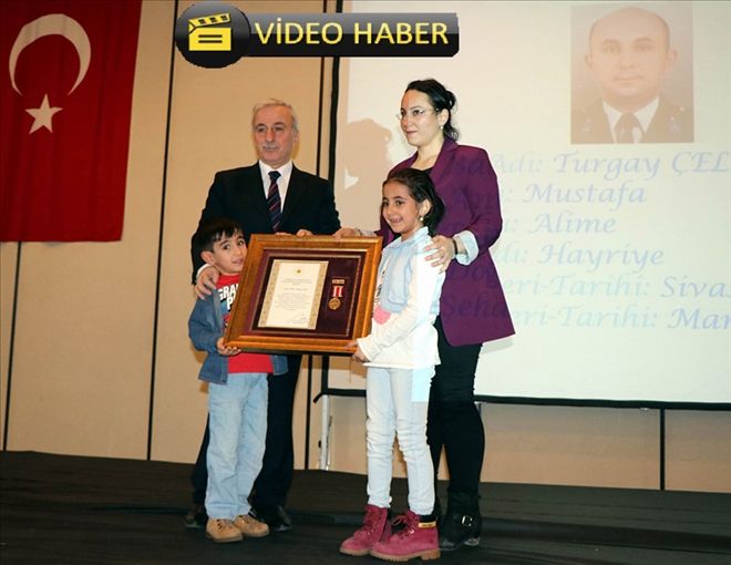 Kayseri´de 29 şehit ailesine ?Devlet Övünç Madalyası´ verildi 