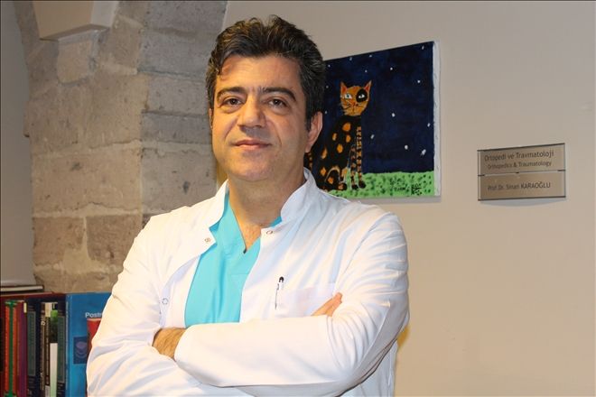 Karlı havalarda penguen gibi yürünmeli