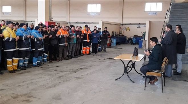 İşçilerden Fetih Suresiyle TSK´ya destek 