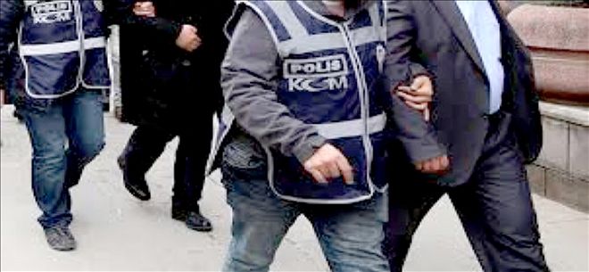 Kayseri´de AHUDER üyesi avukatlar ile bir eski polise FETÖ´den ceza verildi 